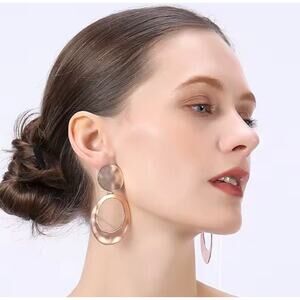 Clip on 3" Xlarge matte rose gold flat hammered graduated hoop earrings